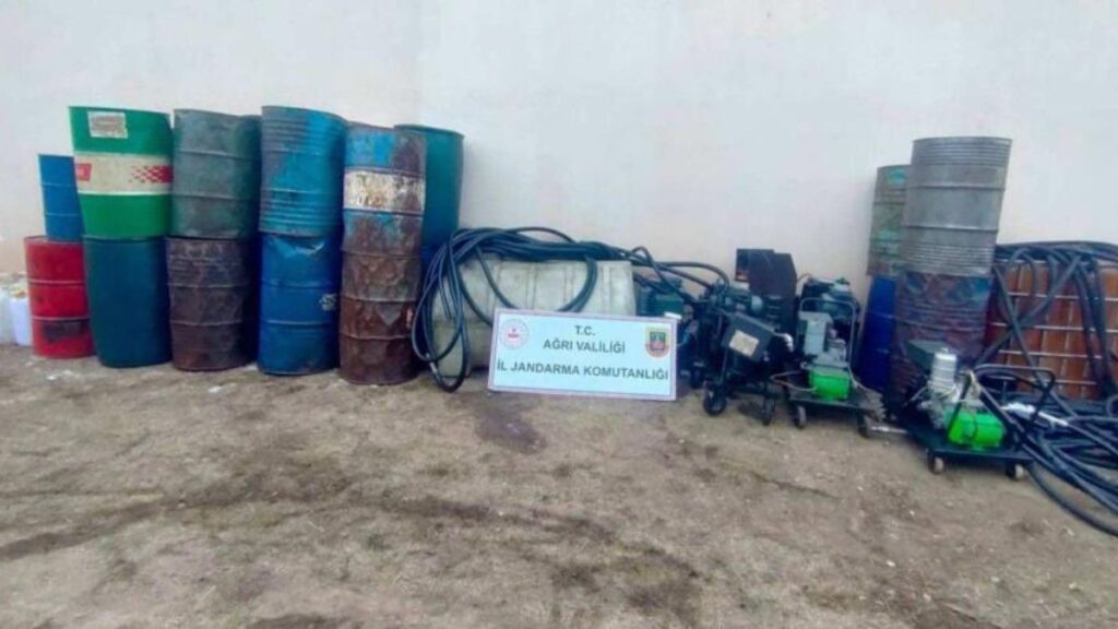 agrida 2 tondan fazla kacak akaryakit ele gecirildi TqneeLIm