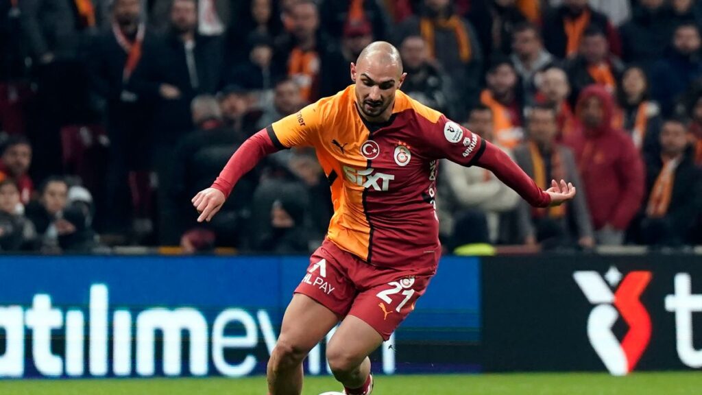 ahmed kutucu galatasaray formasini ilk kez giydi BejEkMtY