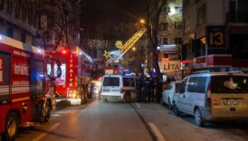 ankarada apartmanda yangin 9 kisi dumandan etkilendi OBUPNr6d