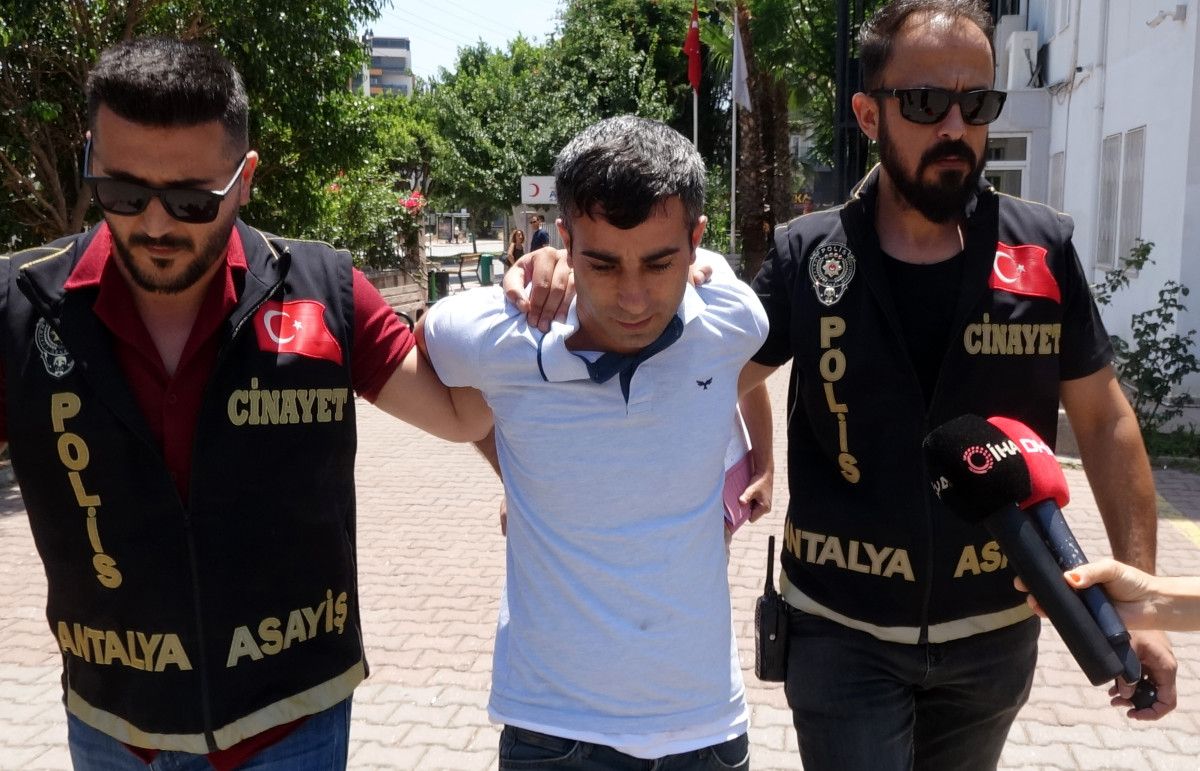 antalyada eski sevgilisinin arkadasini oldurdu 0 afkUp7N3