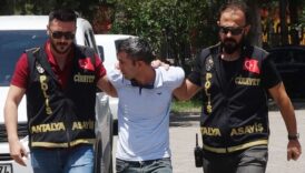 antalyada eski sevgilisinin arkadasini oldurdu Z9X2OUWh