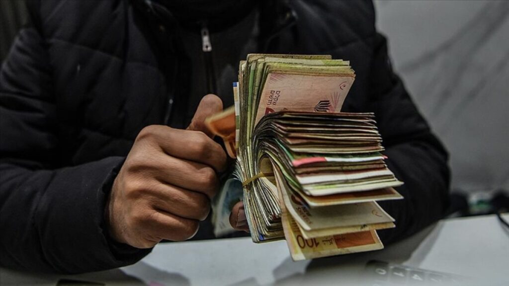 ateskesin ardindan gazzede bankacilik faaliyetleri yeniden basladi KnF8Atvl