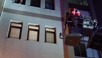 bartinda evde uyuyakalan genc kiz ekipleri alarma gecirdi hvL4Ud84