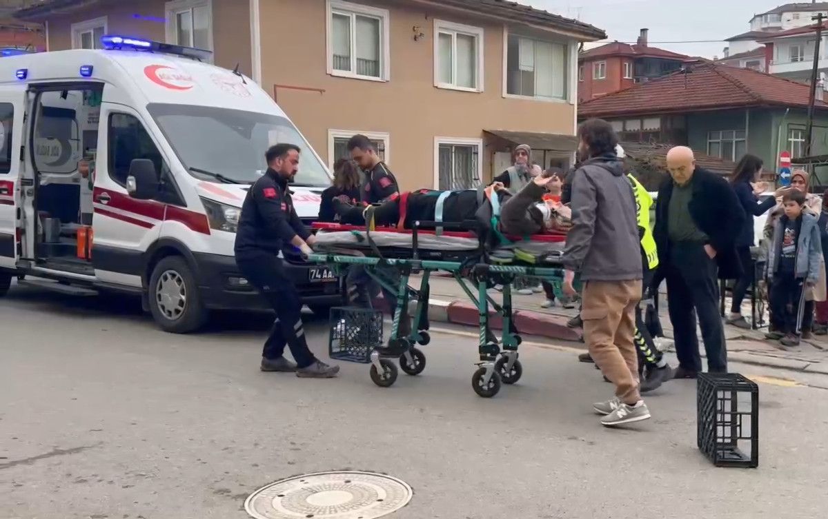 bartinda motosikletin carptigi kadin yaralandi 1 WSrOh33E
