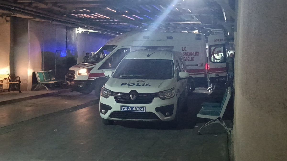batmanda tartistigi eski kocasini bicaklayip oldurdu 0 849V72wN