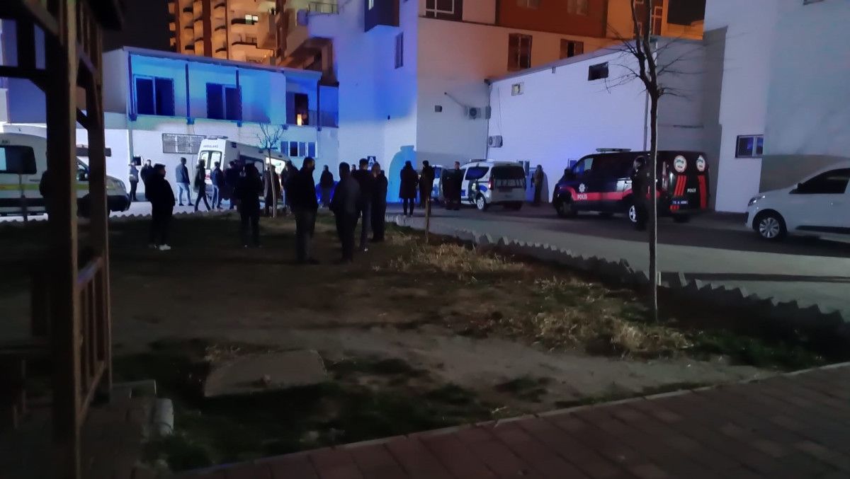 batmanda tartistigi eski kocasini bicaklayip oldurdu 1 5X3ZGAAB