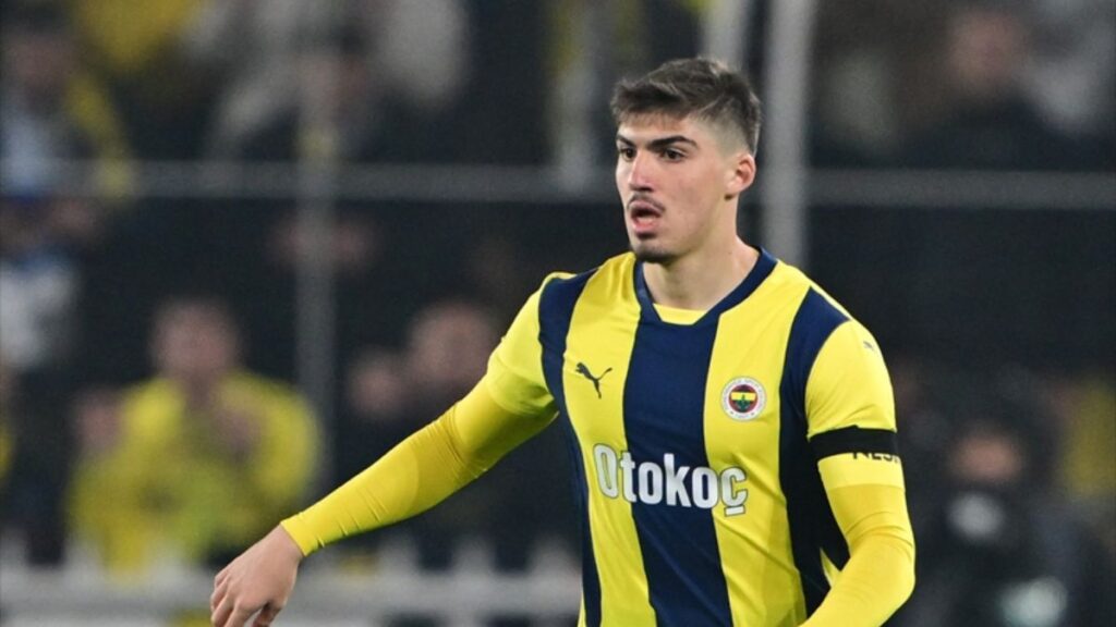 bayern munihin yetenek avcilari yusuf akcicek icin fazla mesaide pu6BA3m5