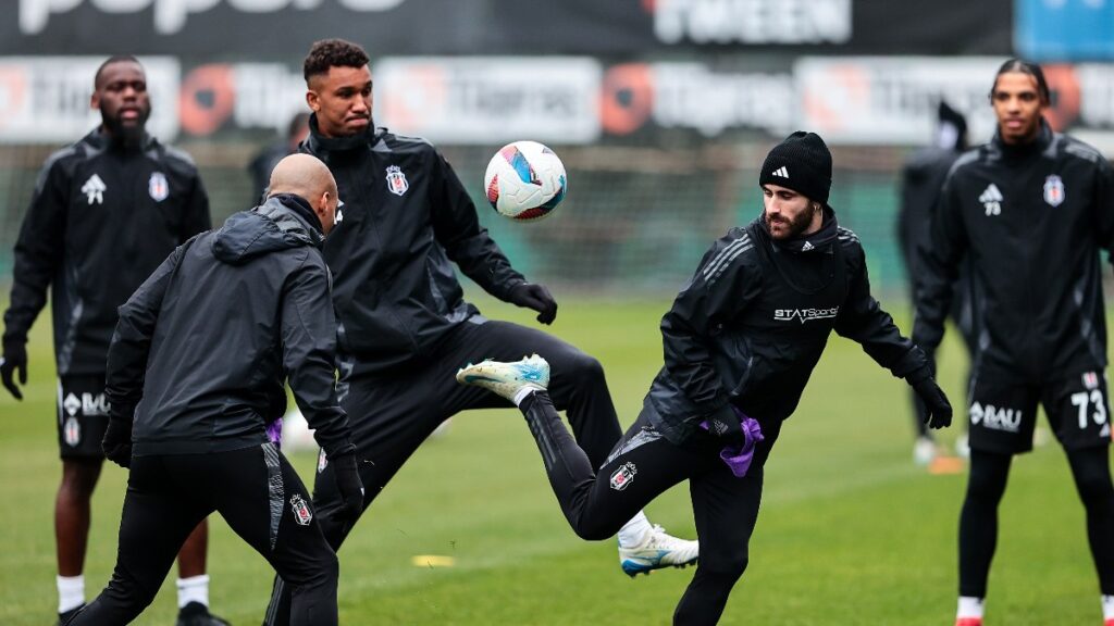 besiktas antalyaspor macinin hazirliklarini tamamladi 3Ge5Us3x