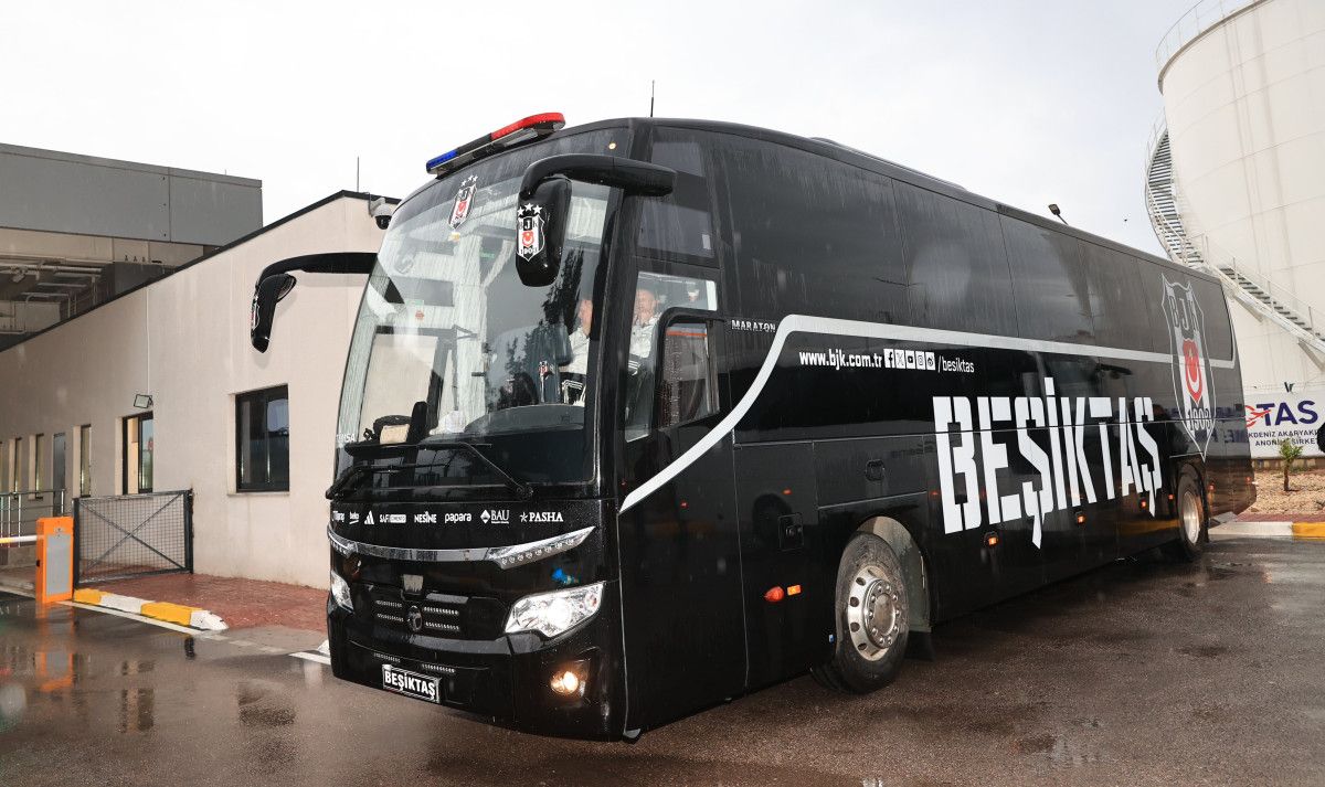 besiktas kafilesi antalyaya geldi 2 v1s2z2QE