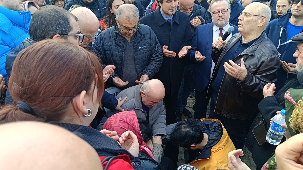 boluda anne ve kizi otel yangininda olmustu cenazede gozyaslari dinmedi 0 FG32ZqWm