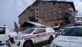 boluda ekipler yavas yavas otel bolgesinden cekilmeye basladi HebaLnVm