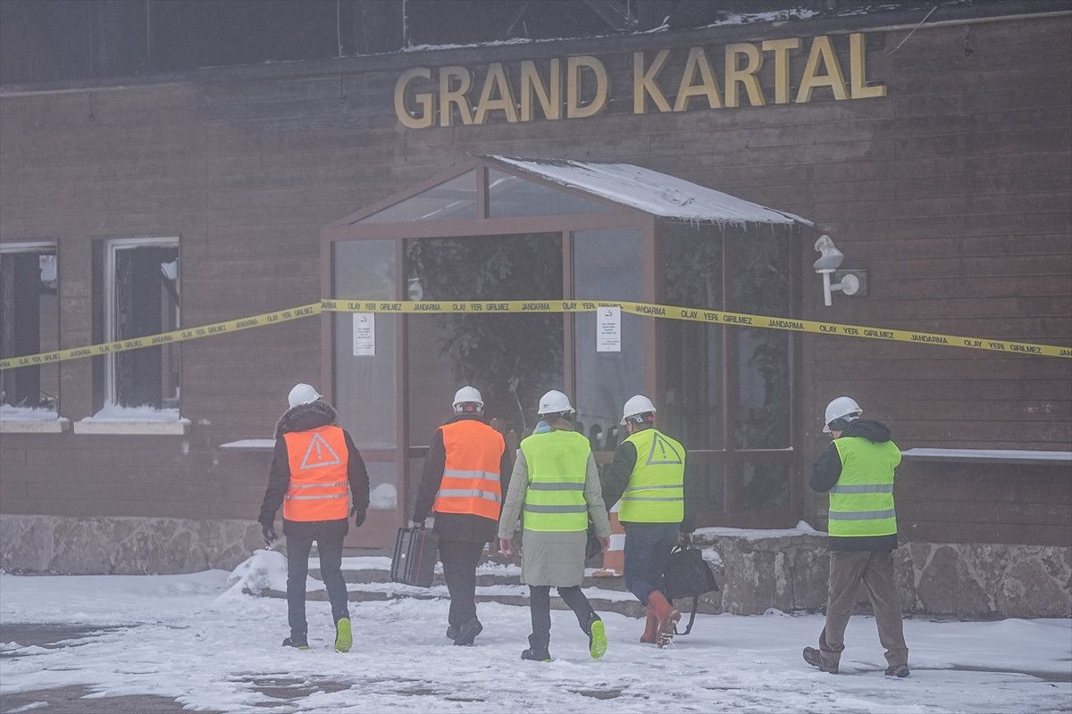 boludaki yanginla ilgili gorevlendirilen bilirkisi heyeti oteldeki incelemelerini tamamladi 6 DQHZMNiG