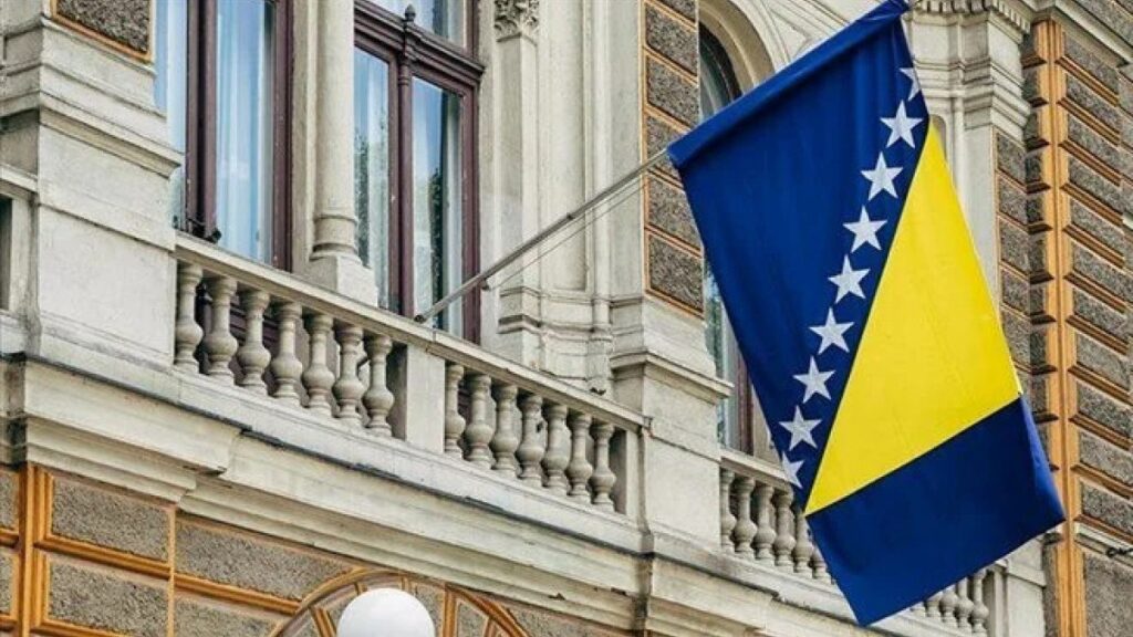 bosna hersekte kaza geciren 4 turk oldu lpcMClAl