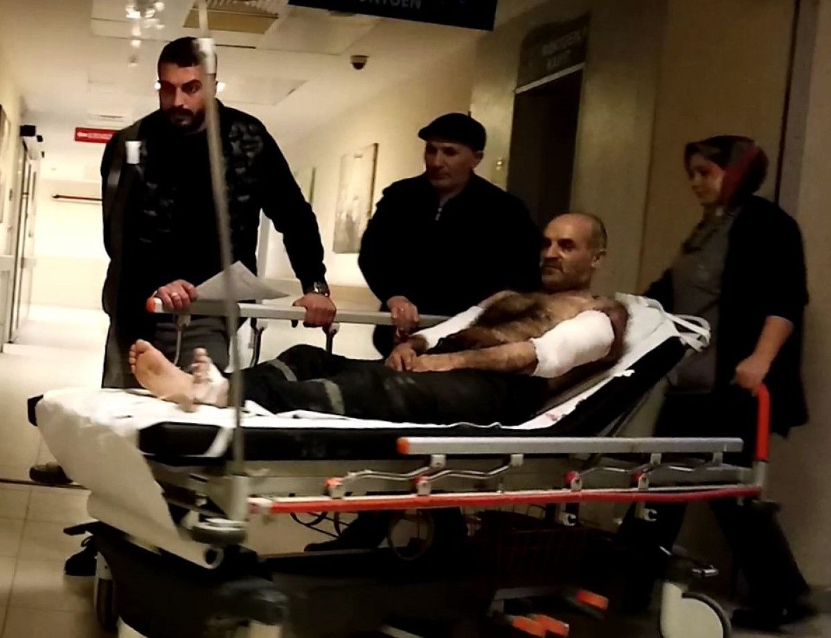bursada agac soyma makinesine kollarini kaptiran isci yaralandi 1 jB8s6D8u