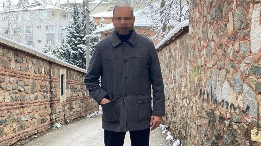 bursada durusmada esinin avukatini dovdu 4 yil 10 ay hapse carptirildi kbKc4QIC