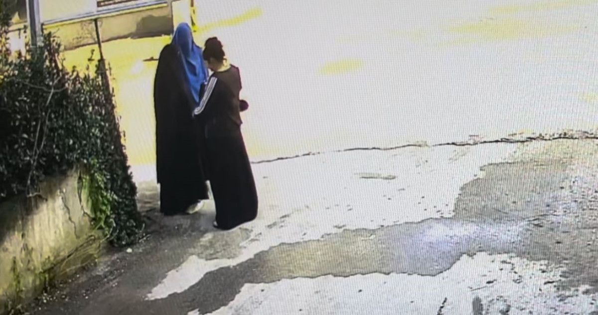 bursada hirsizlar kuyumcuyu ve musteriyi ayni anda soydu 2 tgNlX8ps