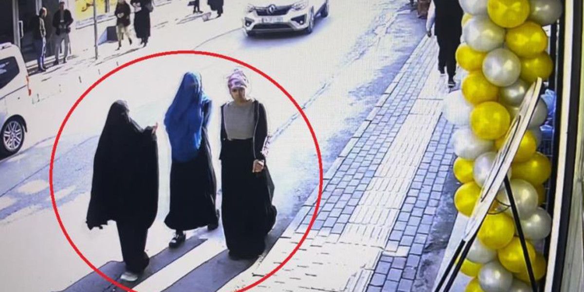 bursada hirsizlar once kuyumcuyu sonra musteriyi soydu 0 3YAX2Vy1