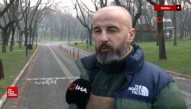 bursada sac ekerken kulak zarini bicti SSpcZDHp