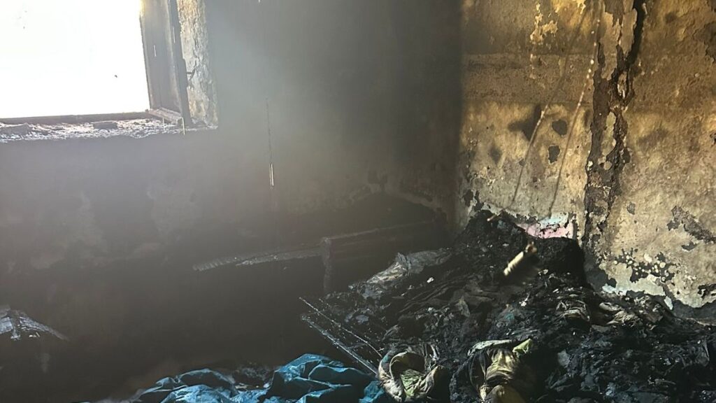 bursada yanginda hayatini kaybetti VEC3nL47