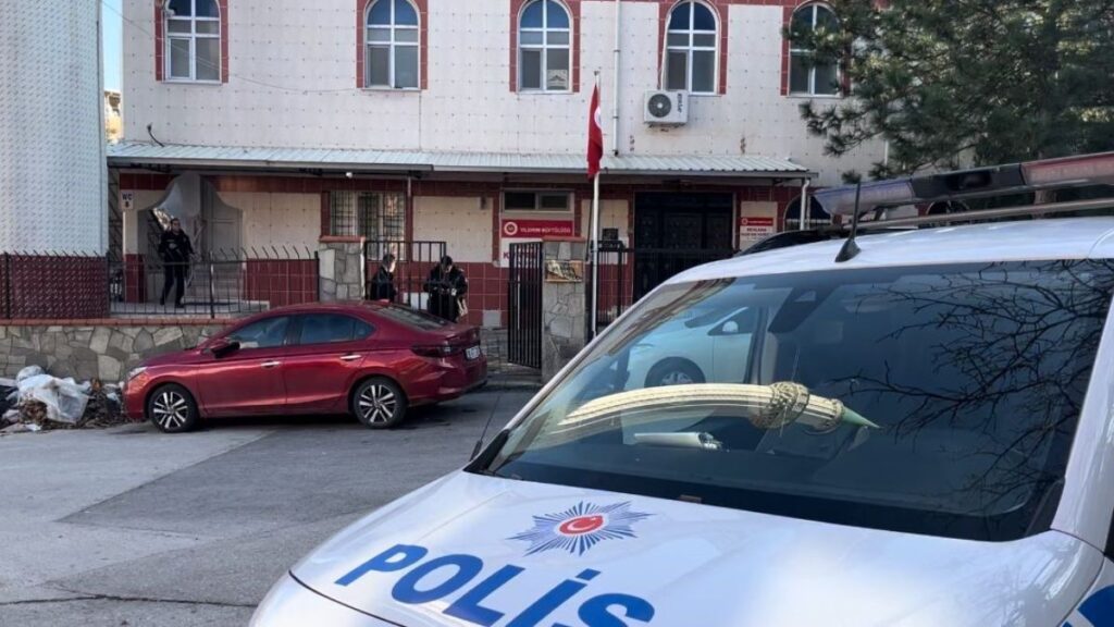bursada yururken eski esi tarafindan vuruldu Bhw3HX6m