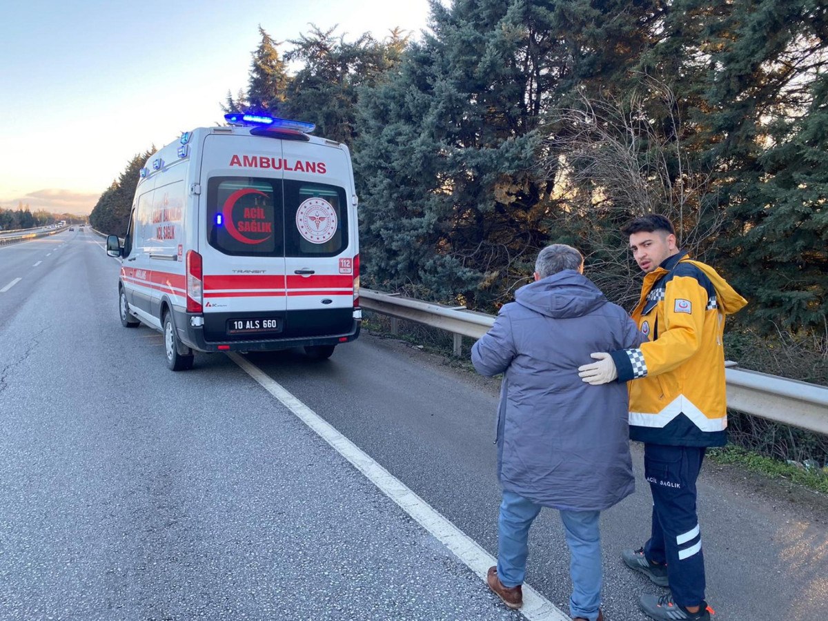 deplasman donusu saldiri sportif direktorun burnu kirildi 1 su53ZJqT