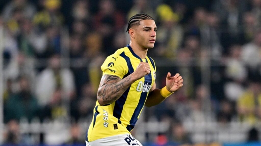 diego carlos fenerbahce formasini ilk kez giydi KJQec9wJ