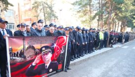 diyarbakirda sehit edilen gaffar okkan ve 5 polis memuru icin anma toreni VrGWDbVC