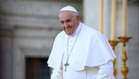 dunya papa gazzedeki hristiyan cemaatini goruntulu aradi 23VALcE8