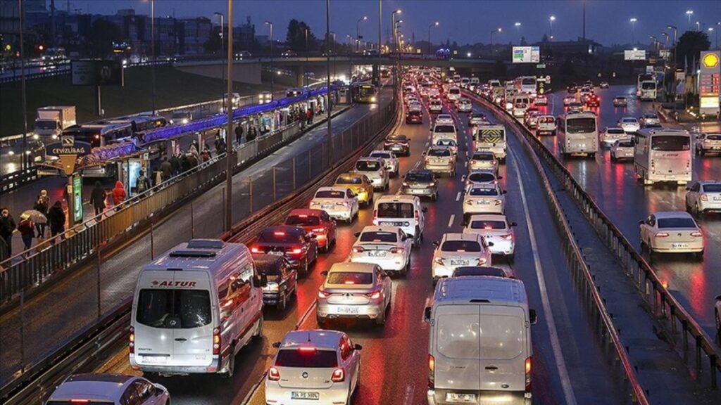 dunyada trafikte en fazla vakit kaybeden sehir istanbul xGQVLuUq