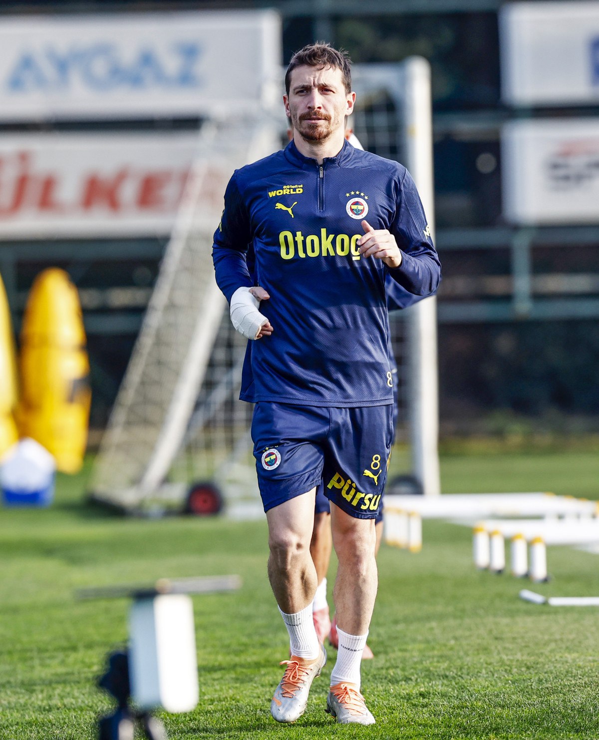 fenerbahce goztepe macinin hazirliklarina basladi 2 9rXDa3jw