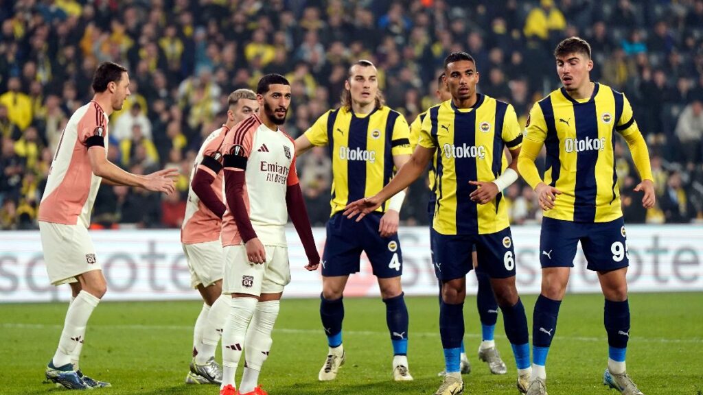 fenerbahce uefa avrupa liginde 3 beraberligini aldi wXhm4LlU