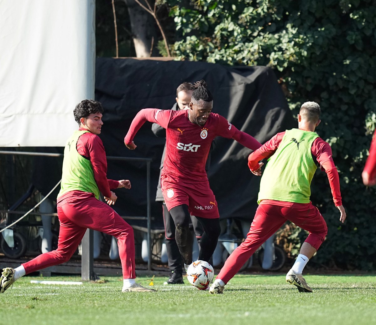 galatasaray ajax macinin hazirliklarina basladi 1 dcR9u5bw