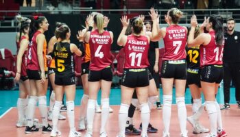 galatasaray olympiakosu devirdi JUjyGMKu