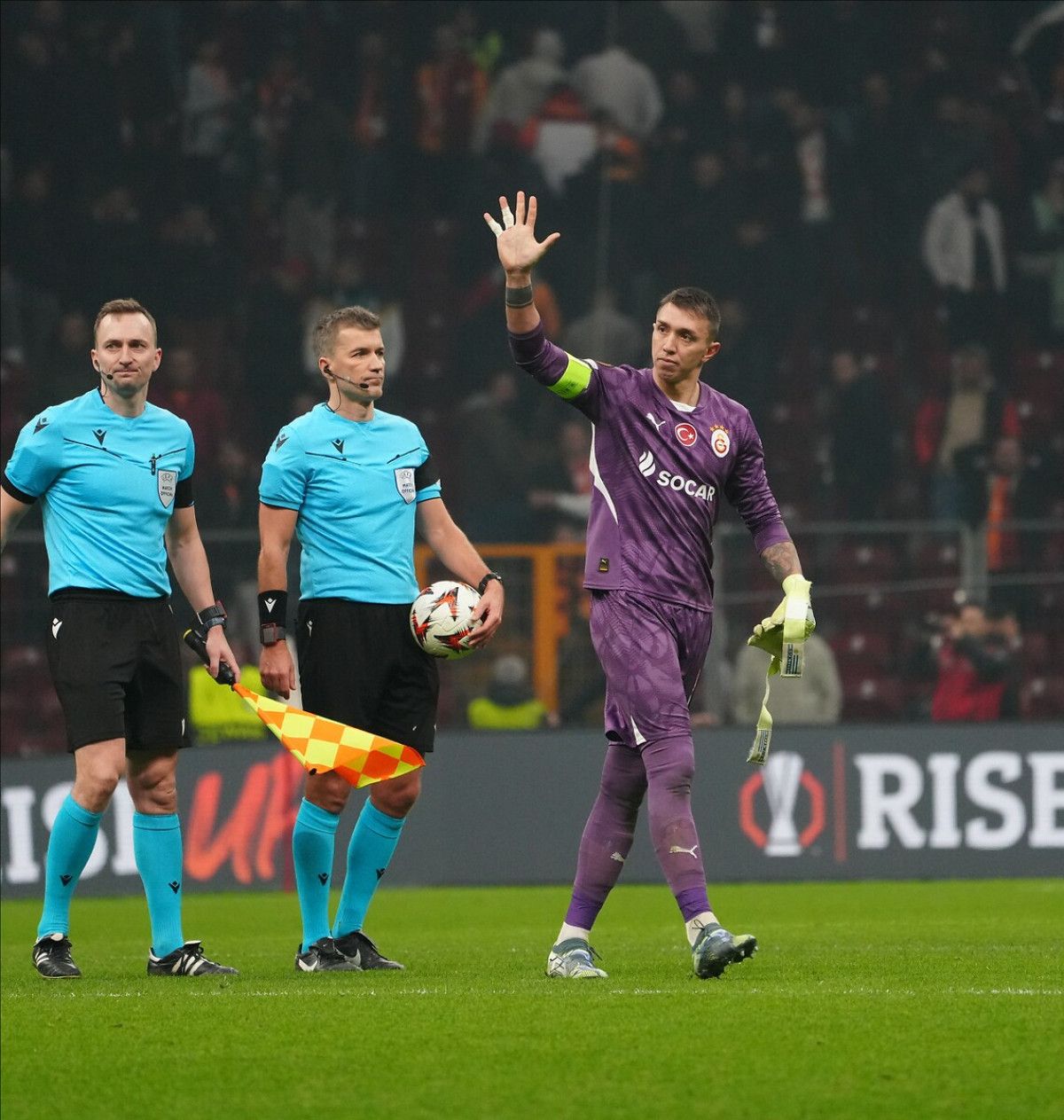 galatasarayda taraftar musleranin gonlunu alacak 0 qRNByUeA