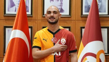 galatasaraydan ahmed kutucu paylasimi cocukluk askina hos geldin BFVQw6W6