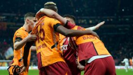 galatasarayin yenilmezlik serisi 26 maca cikti NkqjxabM