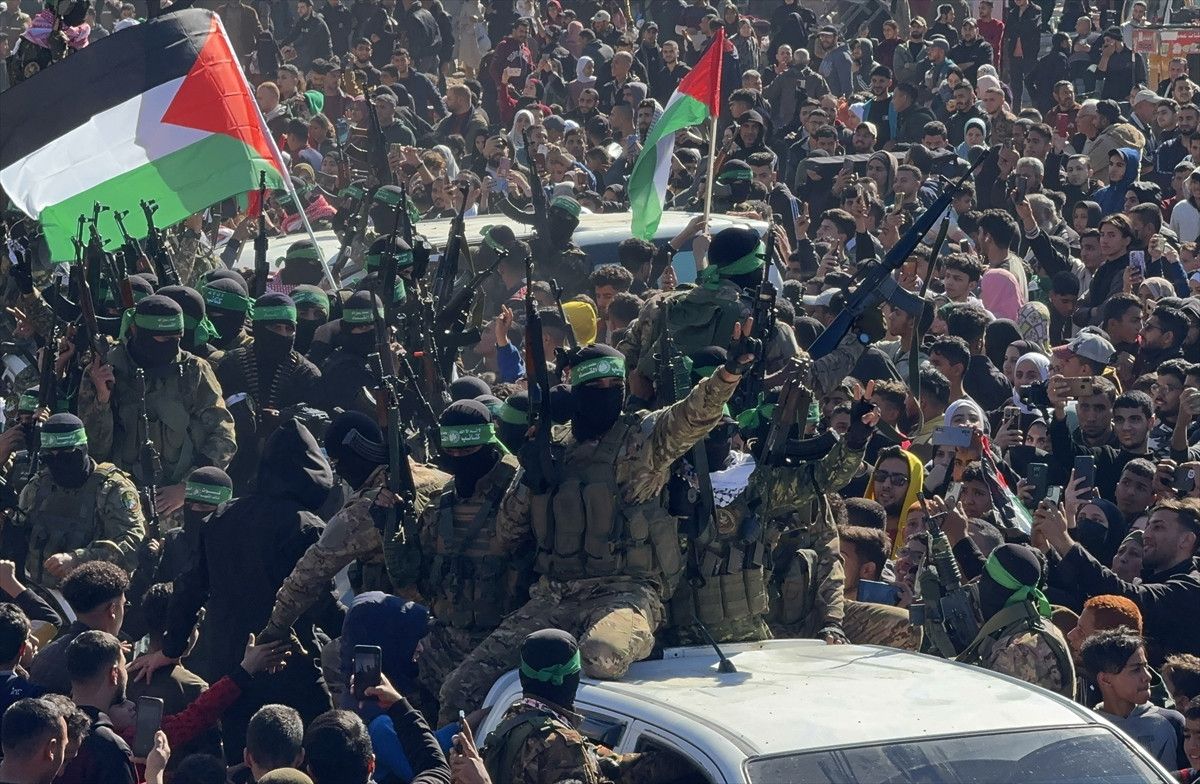 hamas israilli 4 rehineyi serbest birakti 1 1zGNshFR