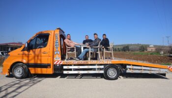 hatayda 4 arkadastan ilginc sehir turu kdMuCmaX