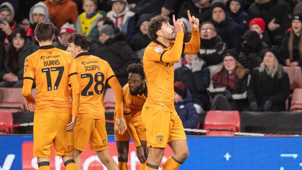 hull city deplasmanda sheffield unitedi yendi NsyTvfls