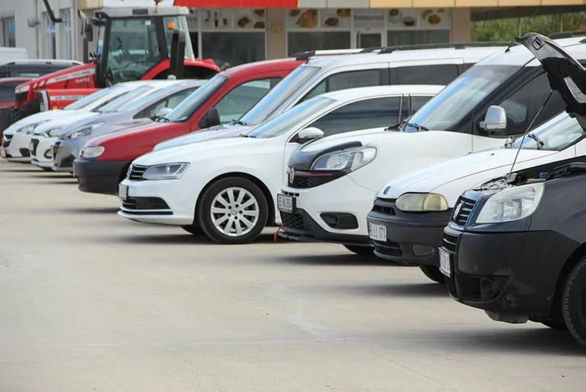 ikinci elde talep dusuyor ortalama otomobil fiyatlarinda yukselis var 0 rnXNldlT