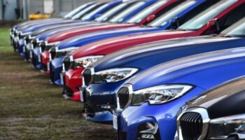 ikinci elde talep dusuyor ortalama otomobil fiyatlarinda yukselis var YMPcFpDj
