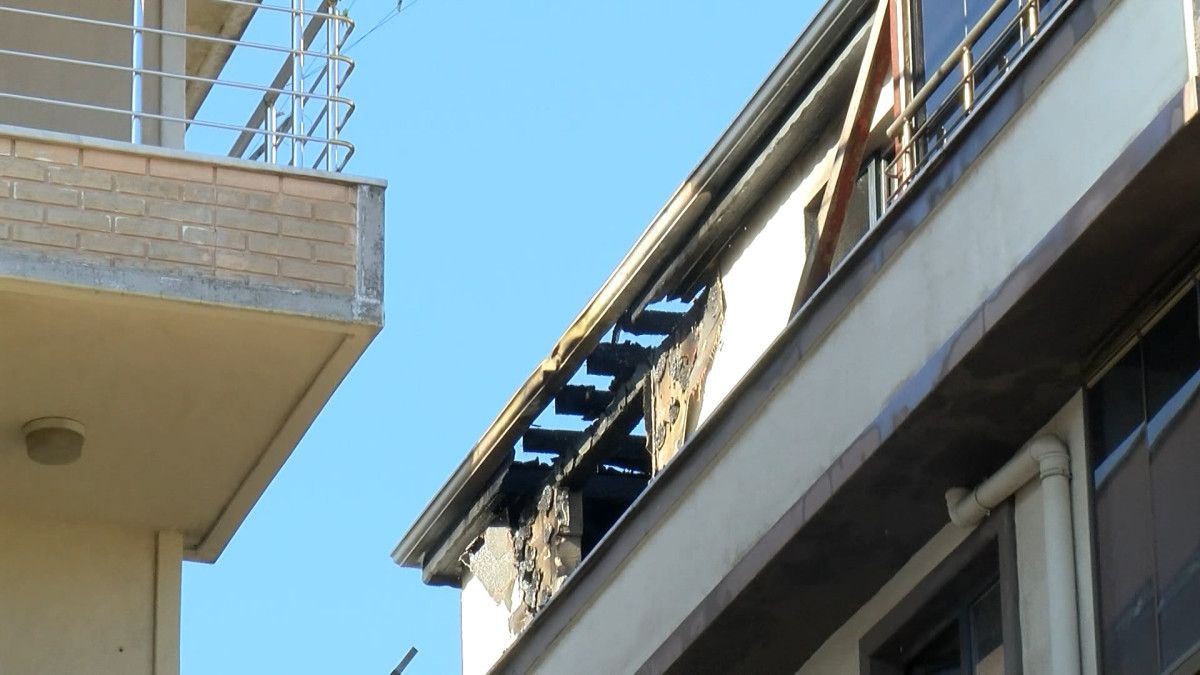 istanbulda 4 katli binada korkutan yangin 0 PplzICYt
