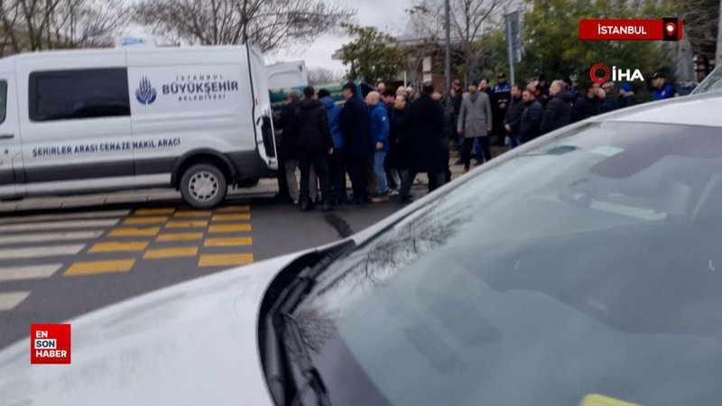 İstanbul'da Feray Kanpolat ve kızı Oya Kanpolat son yolculuğuna uğurlandı 1 istanbulda feray kanpolat ve kizi oya kanpolat son yolculuguna ugurlandi gE1Xv3z2