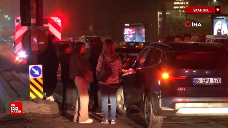 İstanbul'da kontrolden çıkan otomobil, 6 araca çarptı 1 istanbulda kontrolden cikan otomobil 6 araca carpti M9vJ2PRy
