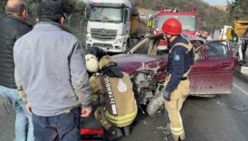 istanbulda kontrolden cikan otomobil takla atti Ew275Nct