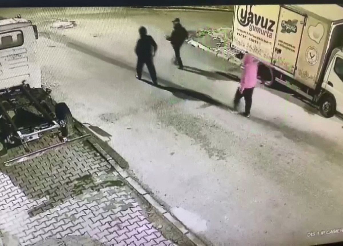 istanbulda lokanta sahibini 15 milyon lira haraca baglamaya calisan cete yakalandi 0 6CCf8mPy