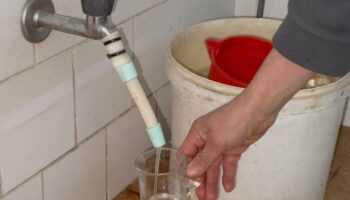 istanbulda sebeke suyuna kanalizasyon suyu karisti iddiasi vatandas tepkili syS3GtvV