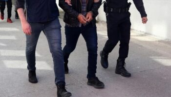 istanbulda teror orgutu el kaide uyesi 2 kisi yakalandi gJYzAiDi