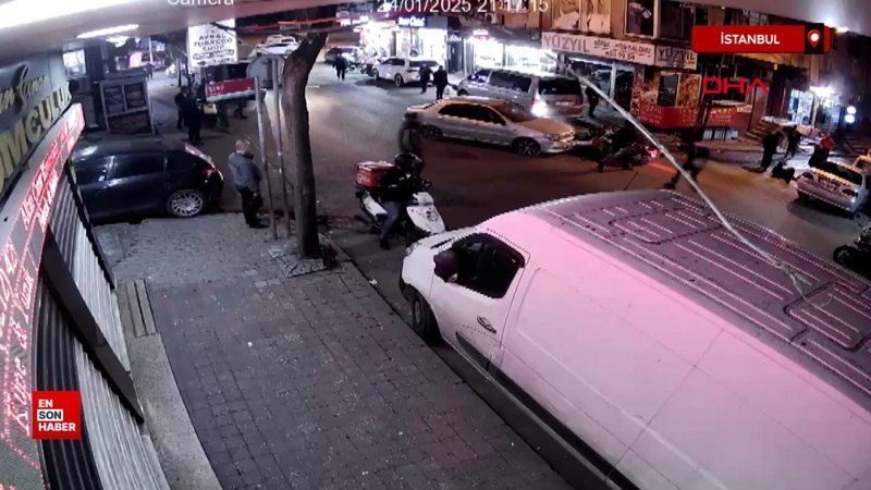 İstanbul'da yunus ekipleri kaza yaptı 1 istanbulda yunus ekipleri kaza yapti egs1RRLk