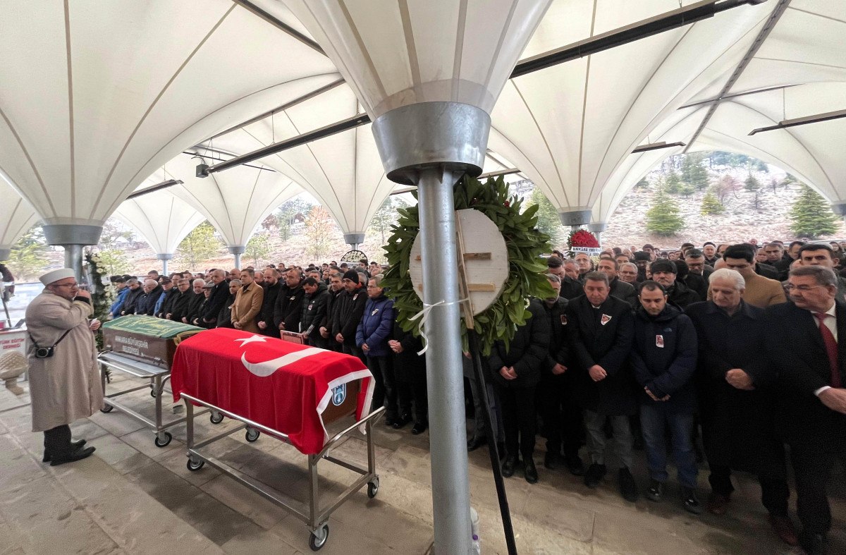 kartalkayadaki yanginda olen 2 arkadasla ilgili aci detay 4 JdPwYeSZ